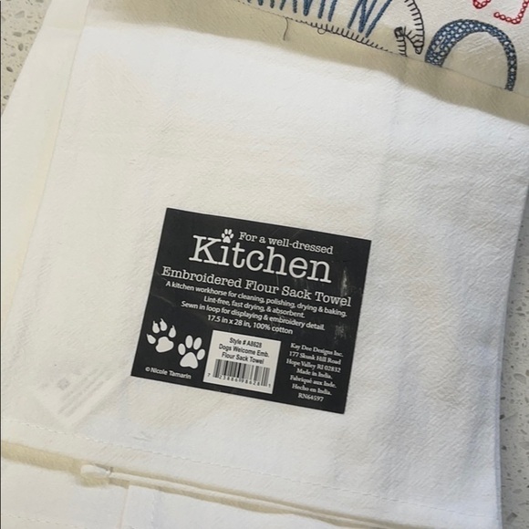 SET OF 2 EMBROIDERED FLOUR SACK TOWELS FOR PET OWNERS CUTE AND HUMOROUS DESIGNS! - Picture 5 of 5